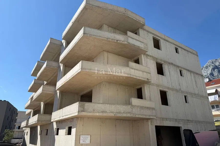 MAKARSKA- moderna novogradnja na odličnoj lokaciji - S5-ZD  II. kat - 80,30 m2