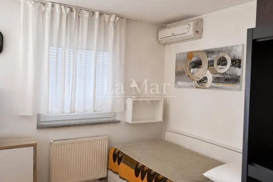Sveta Klara -  na prodaju stan u visokom prizemlju 34,69 m2