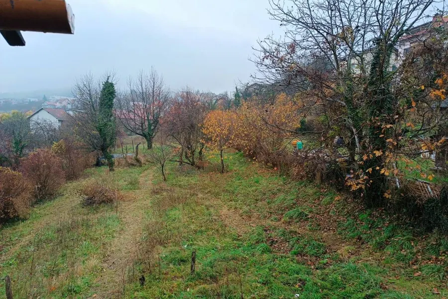 Građevinsko zemljište Gračani